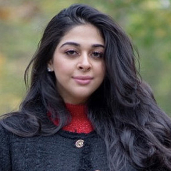 apeksha-mewani